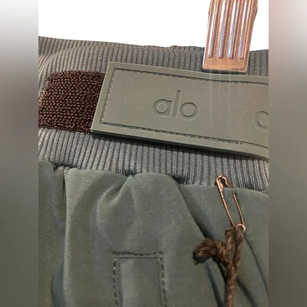 NWT Alo Yoga active skirt Size XXS